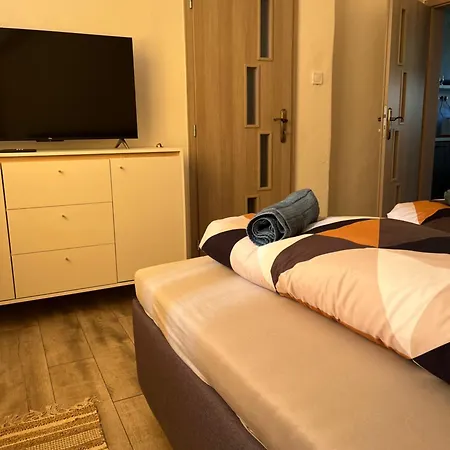 - Garden - Vendeghaz 2 *