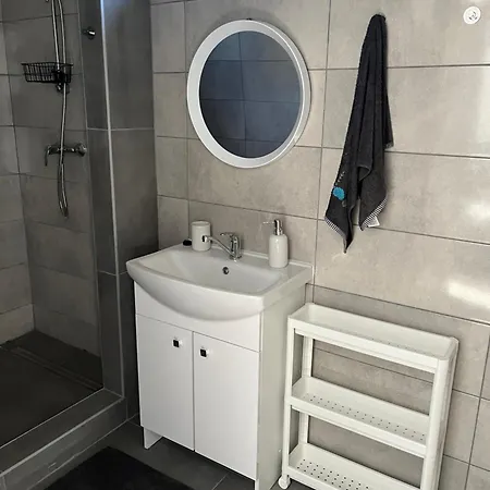 Apartmán - Garden - Vendeghaz 2 *