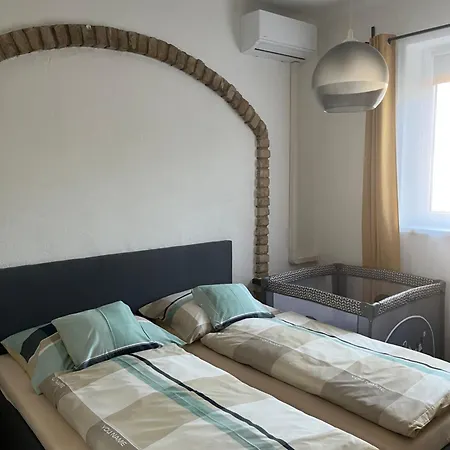 - Garden - Vendeghaz 2 Apartmán