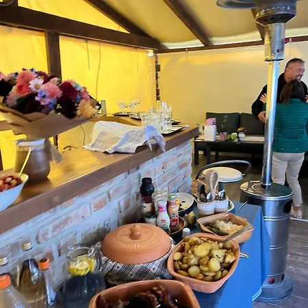 - Garden - Vendeghaz 2 Nesvady